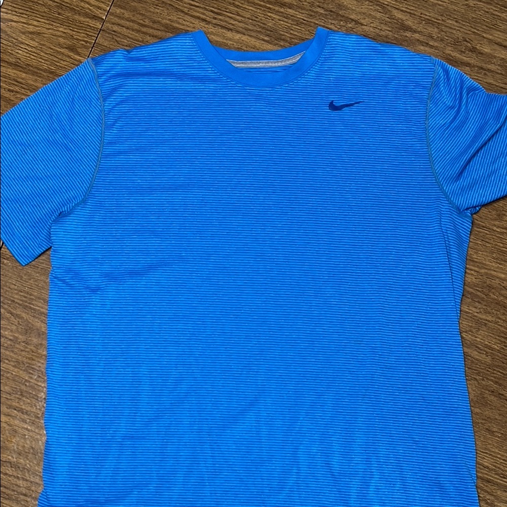 Nike Men's Vibrant Blue Tee Golf or active
